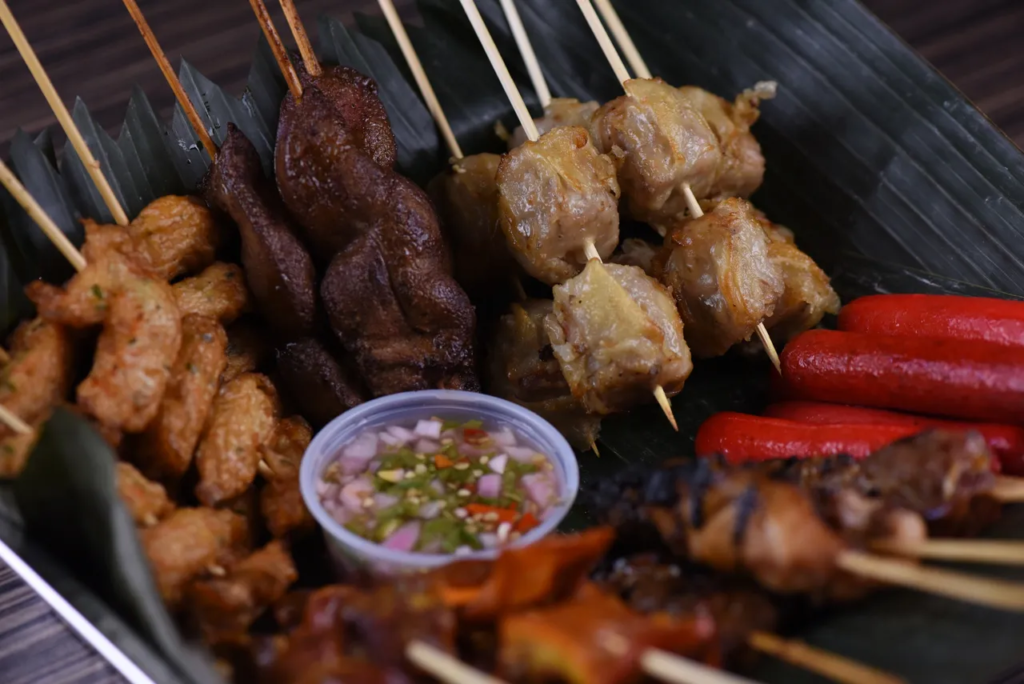 Toto’s Grill: a Restaurant of Authentic Filipino Street Snacks! 